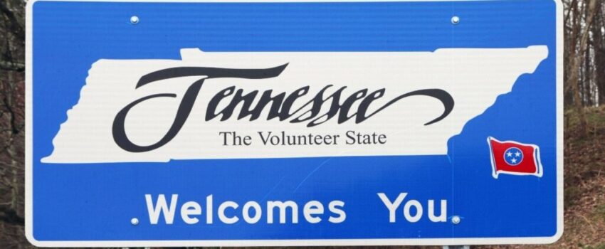A welcome sign to the state of Tennessee