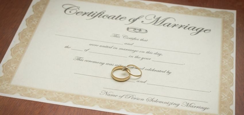 An example of a marriage certificate.