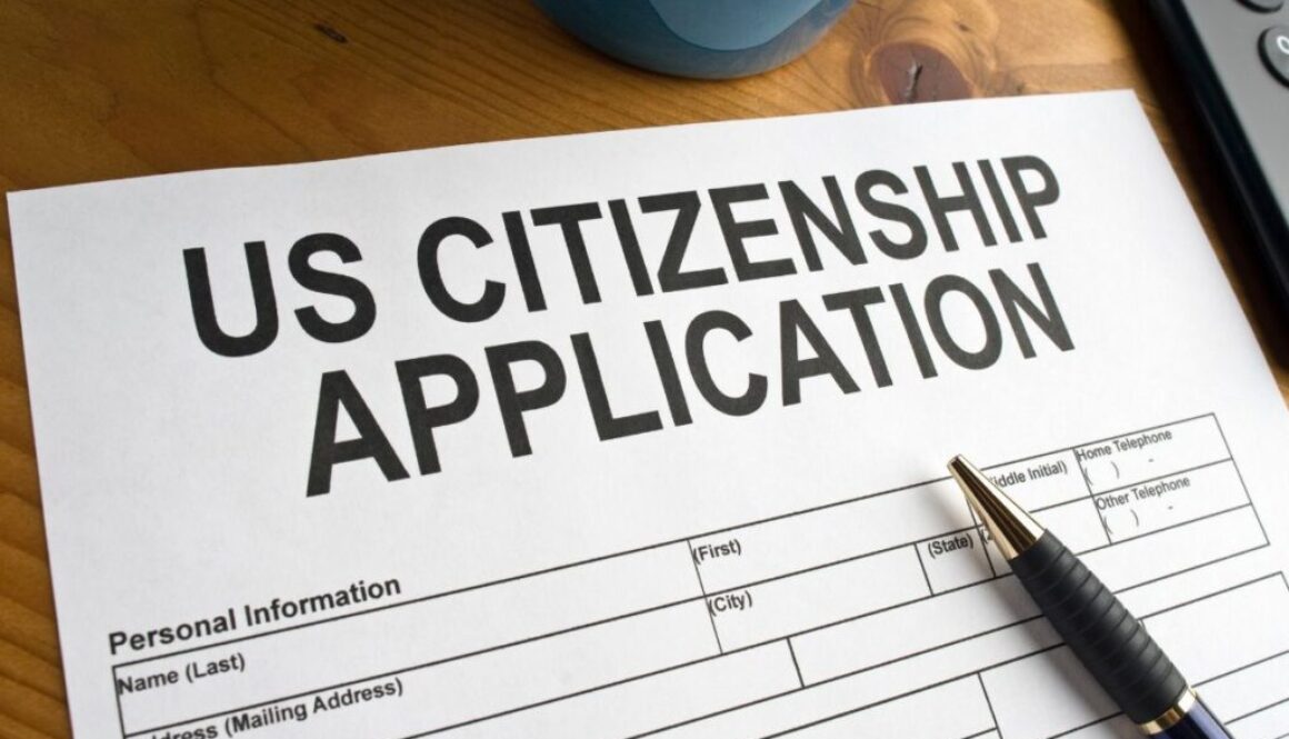 A person filling out a form to apply for US citizenship wonders the difference between a certificate of citizenship and a certificate of naturalization.