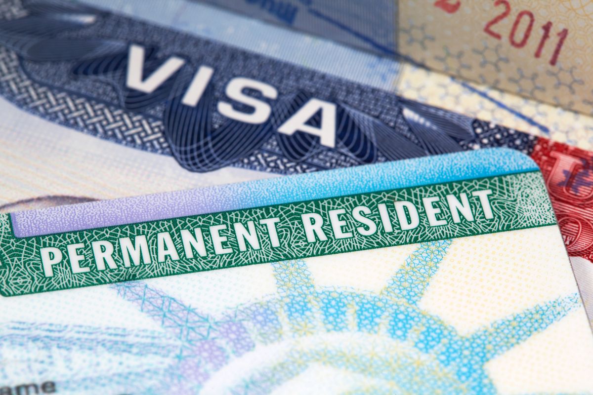The requirements to get a green card in the USA.